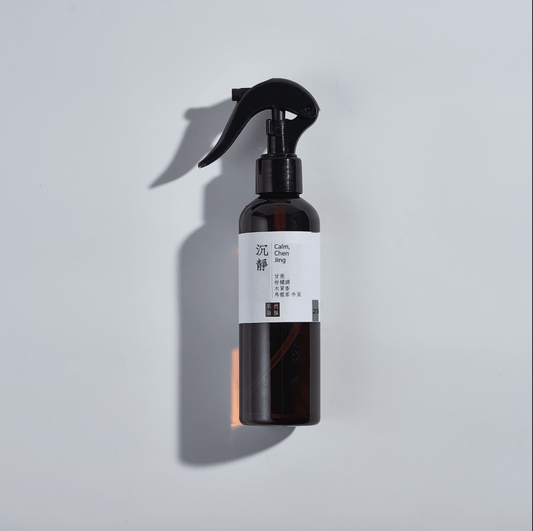 25_沉靜|Calm, Chen Jing 手作織品室內空間精油噴霧 - 果然萌膜