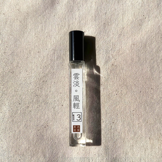 13_雲淡。風輕｜Pure _2X香氛空間織品香氛噴霧_10ml_隨身噴霧 - 果然萌膜